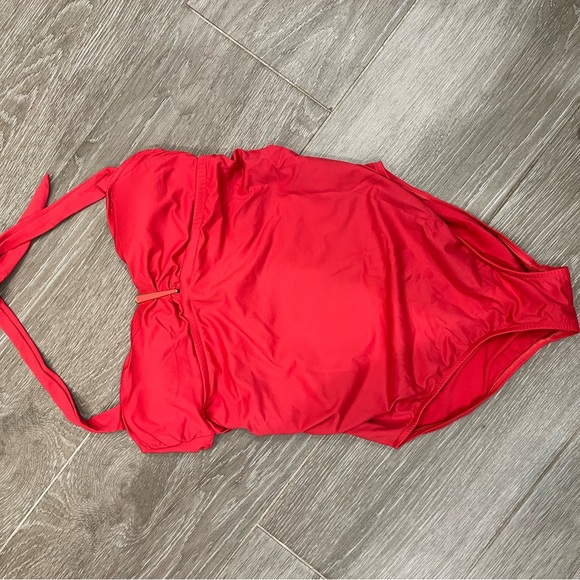 Pez D’Or womens maternity swimsuit - Picture 3 of 3